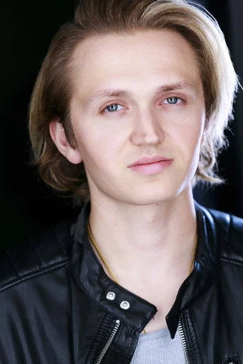 Chân dung Alexander Carstoiu