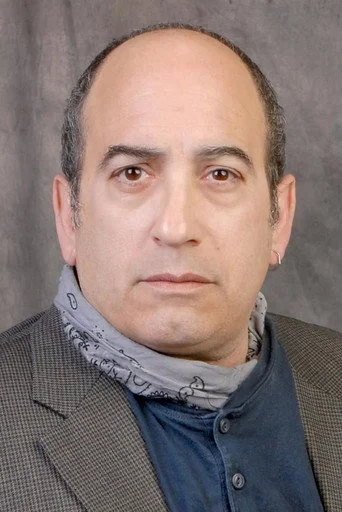 Chân dung Paul Besterman