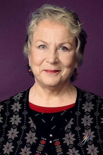 Chân dung Pam Ferris