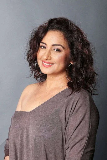Chân dung Divya Dutta