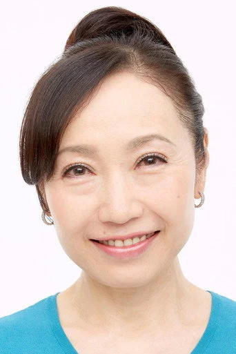 Chân dung 高島雅羅