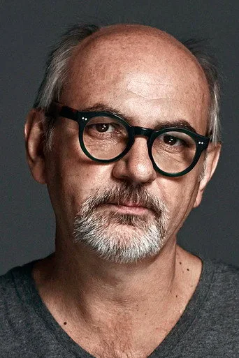 Chân dung Luis Gnecco