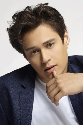 Chân dung Enrique Gil
