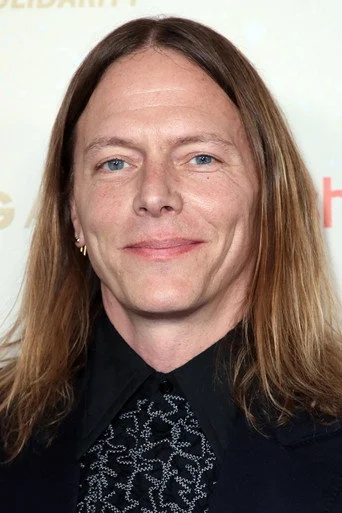 Chân dung James Chinlund