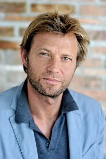 Chân dung Laurent Delahousse