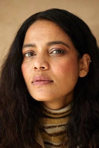 Chân dung Priyanka Bose