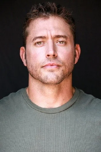 Chân dung Jared Shaw