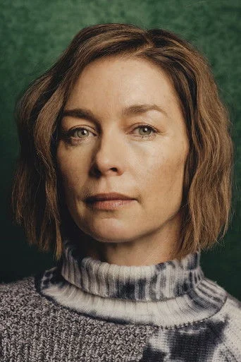 Chân dung Julianne Nicholson