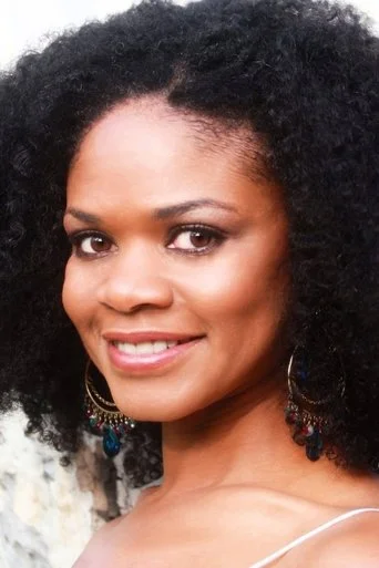 Chân dung Kimberly Elise