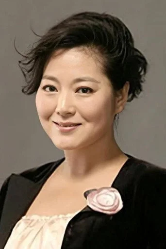 Chân dung Qianhua Wang