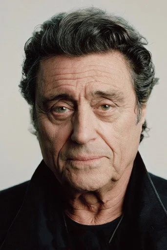 Chân dung Ian McShane