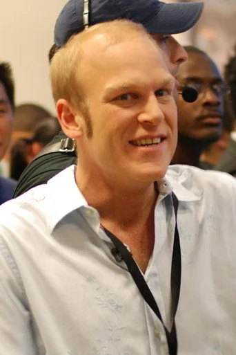 Chân dung Adam Sessler