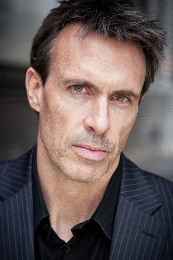 Chân dung Mark Griffin