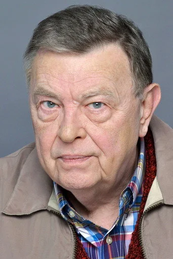 Chân dung Gene Jones