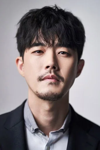 Chân dung Kim Ho-chang