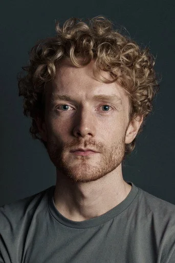 Chân dung Leonard Buckley