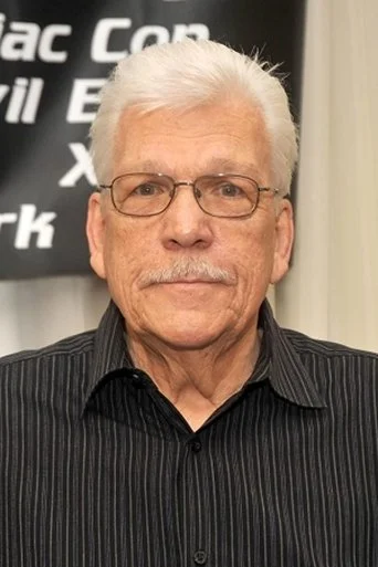 Chân dung Tom Atkins