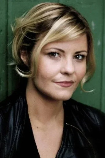 Chân dung Tara Lynne O'Neill