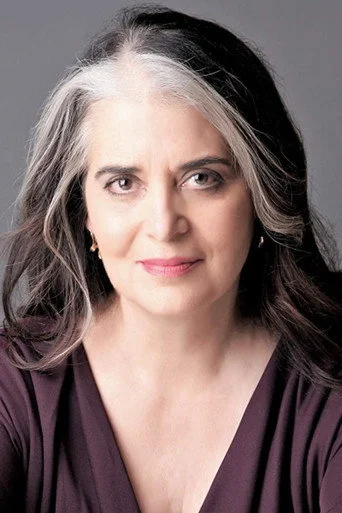 Chân dung Angelique Fernandez