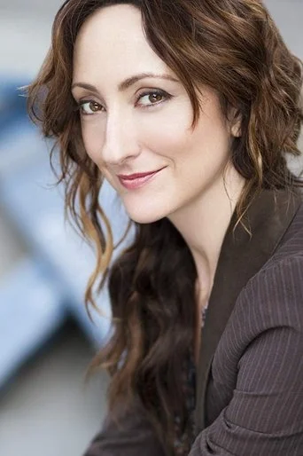 Chân dung Carmen Cusack