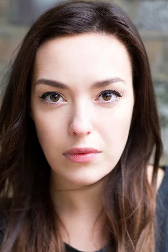 Chân dung Lizzie Clarke