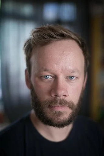 Chân dung Felix Hayes