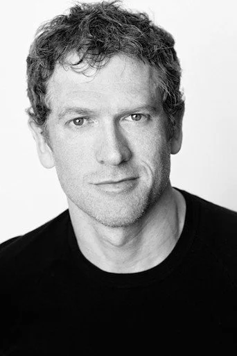 Chân dung Nick Farnell