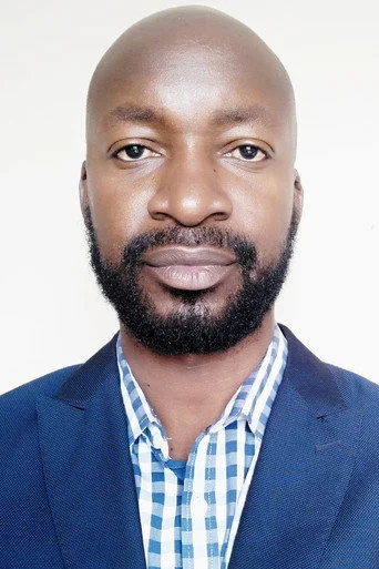 Chân dung Eugene Khumbanyiwa