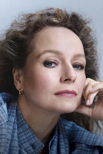 Chân dung Samantha Morton