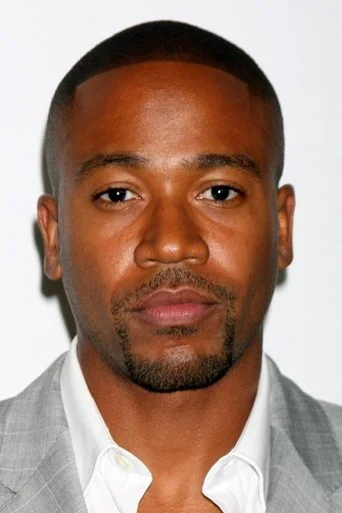 Chân dung Columbus Short