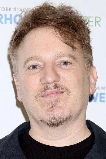 Chân dung Dan Finnerty