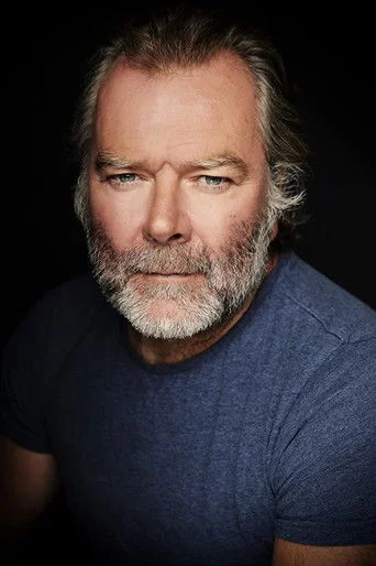 Chân dung Mark Mitchinson