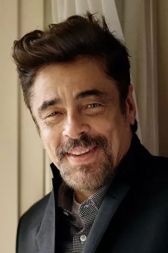 Chân dung Benicio del Toro