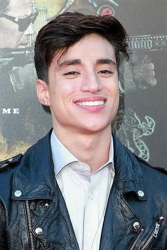 Chân dung Elijah Rodriguez