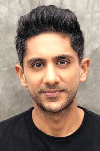 Chân dung Adhir Kalyan