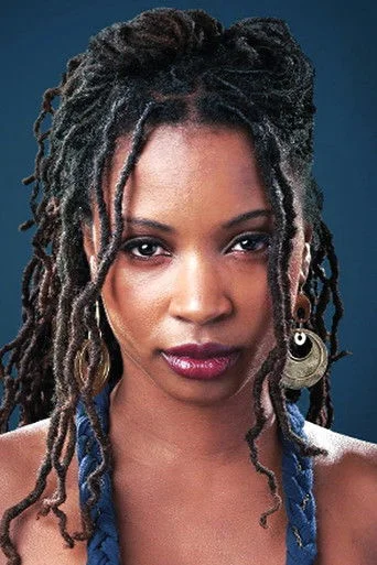 Chân dung Shanola Hampton