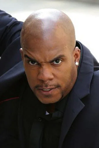 Chân dung Larnell Stovall