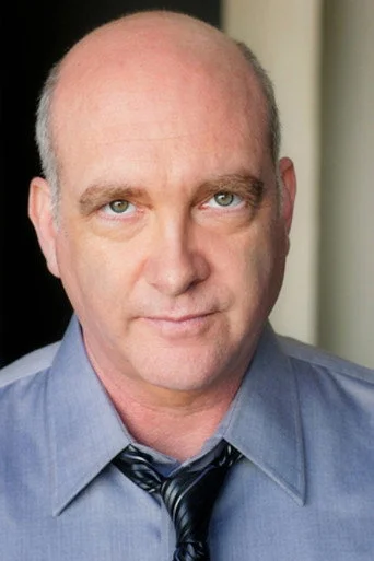 Chân dung Michael Adler