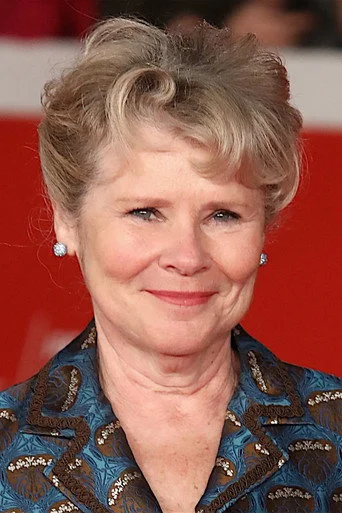 Chân dung Imelda Staunton