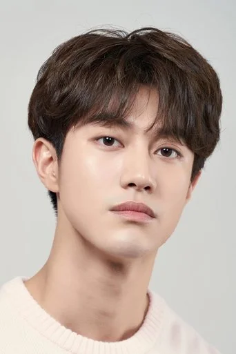 Chân dung Kwak Dong-yeon