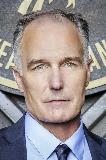 Chân dung Patrick St. Esprit