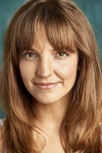 Chân dung Natalie Devine Riskas
