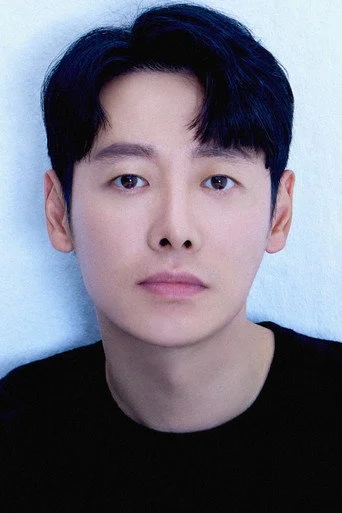 Chân dung Kim Dong Wook