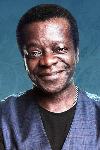 Chân dung Stephen K. Amos