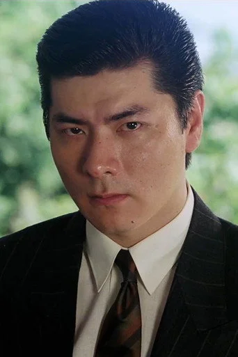 Chân dung Lung Fong