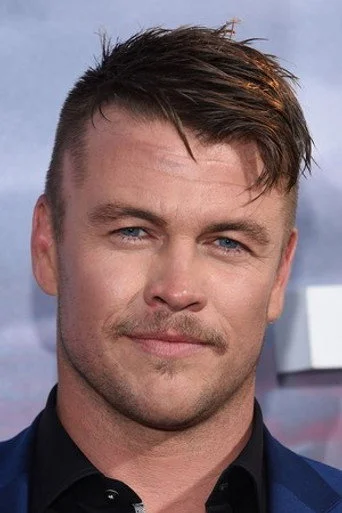 Chân dung Luke Hemsworth