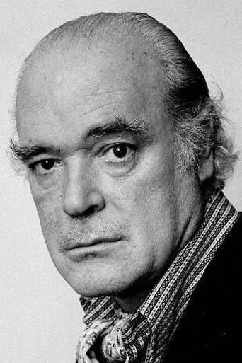 Chân dung Patrick Magee