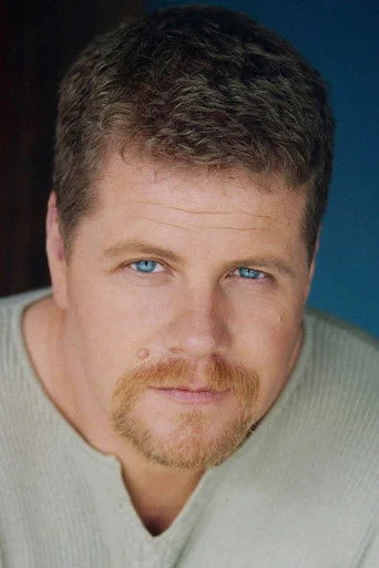 Chân dung Michael Cudlitz
