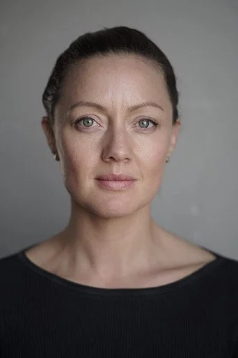 Chân dung Miranda Nolan