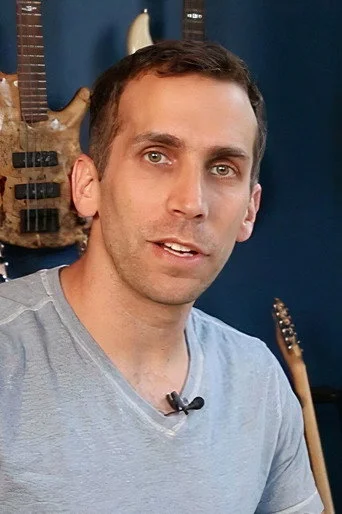 Chân dung Amos Heller
